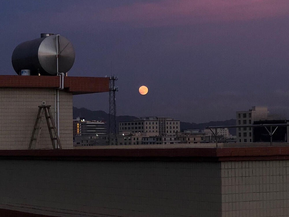 景 云 天 晚霞