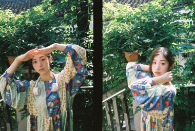 老社区生活感胶片
出镜：@一碗杜珺
摄影: @晓飞锅锅_
#杭州约拍##宁波约拍##上海约拍# ​​​