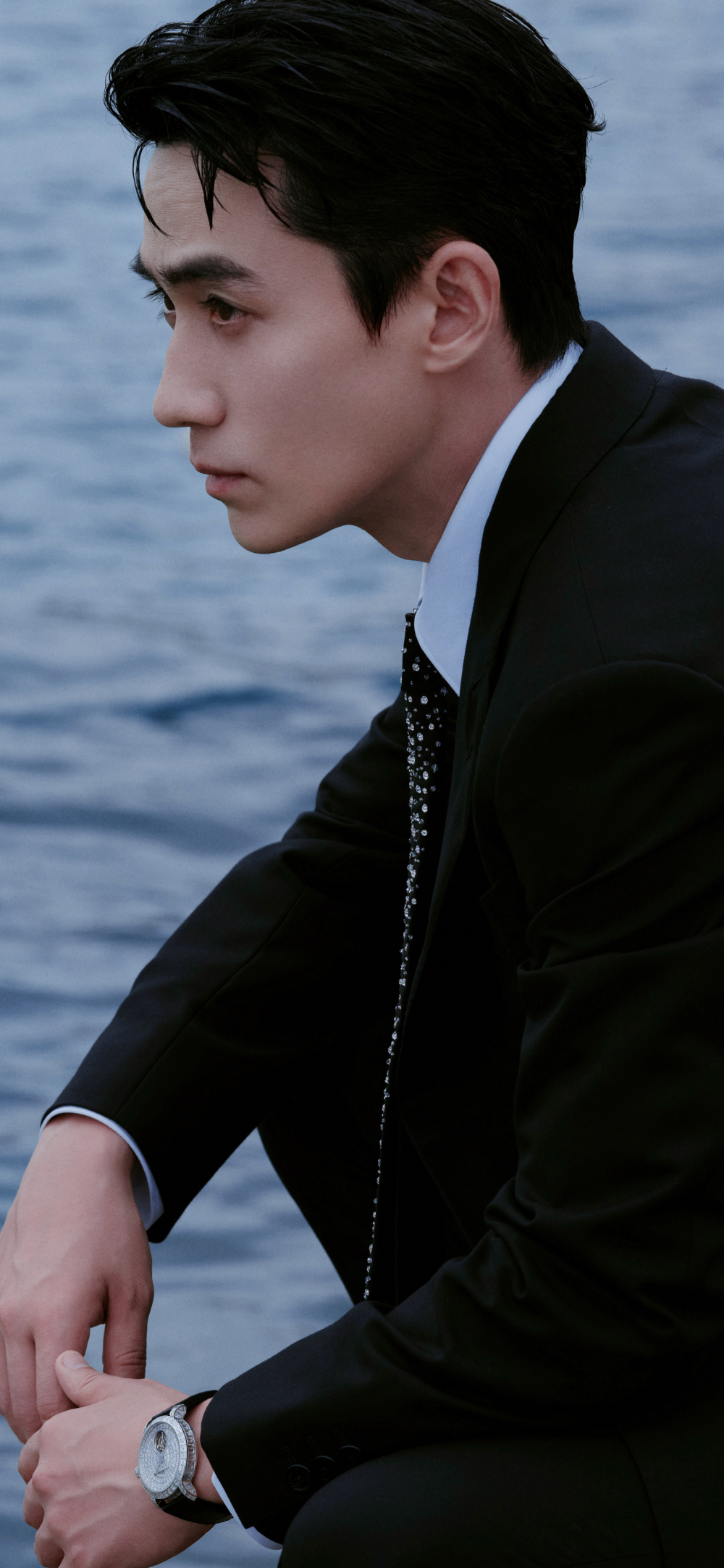 第76届戛纳国际电影节丨朱一龙主演电影《河边的错误》首映