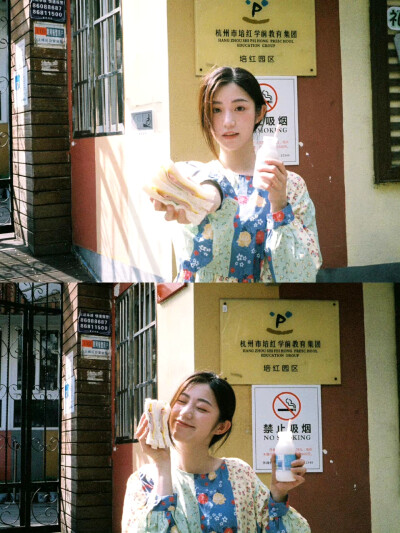 老社区生活感胶片
出镜：@一碗杜珺
摄影: @晓飞锅锅_
#杭州约拍##宁波约拍##上海约拍# ​​​