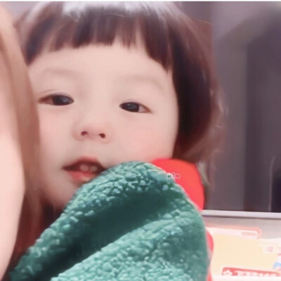 ꒰ঌ( ˶'-'˶) ໒꒱呆呆k