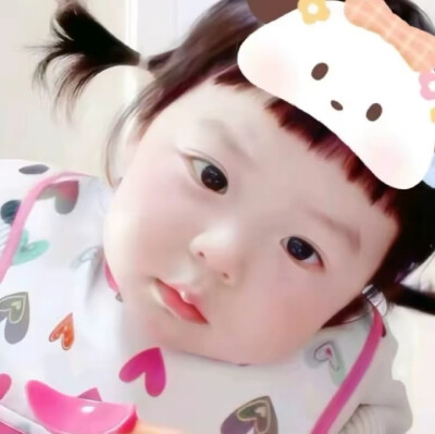 ꒰ঌ( ˶'-'˶) ໒꒱呆呆k