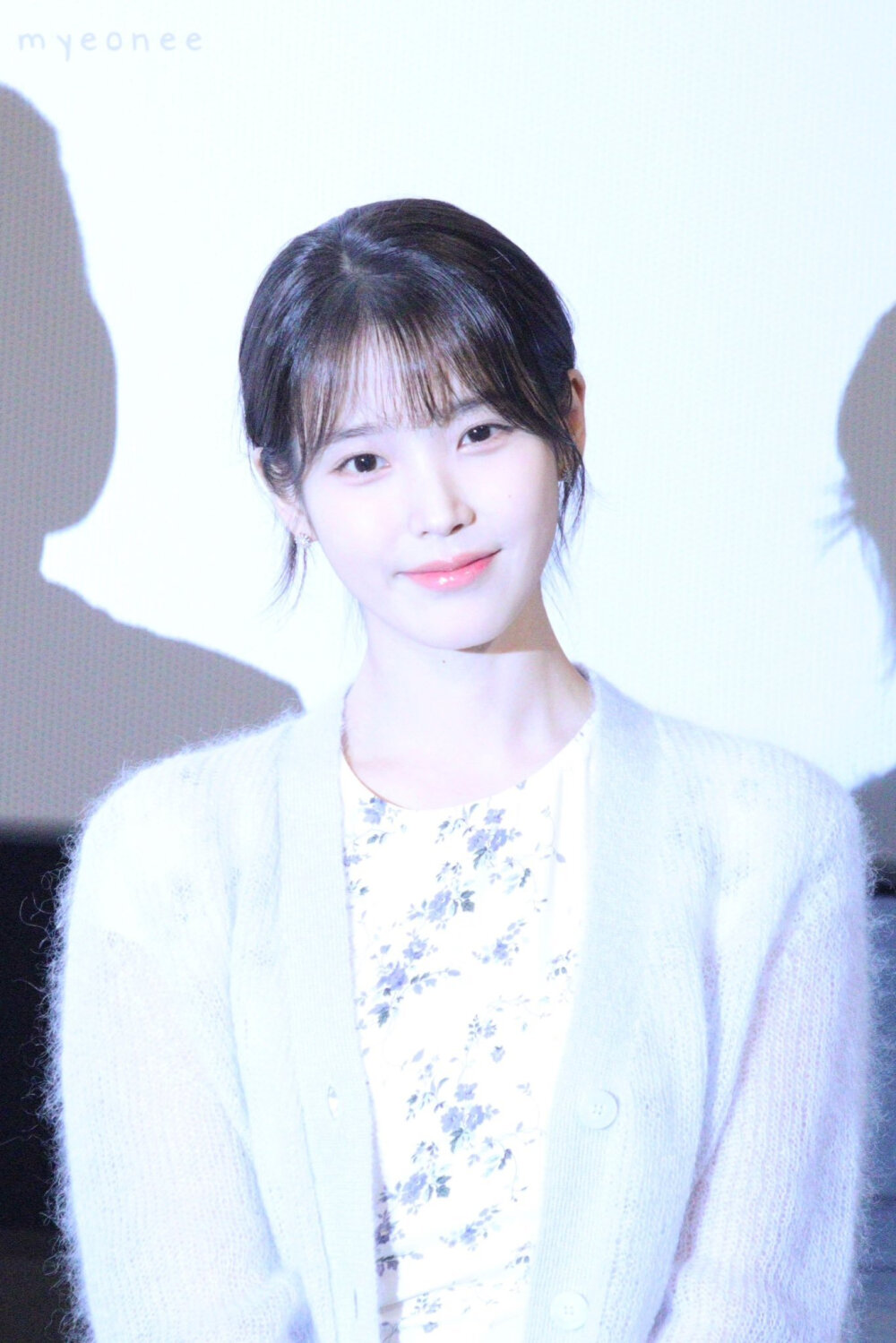 李知恩 IU
cr._myeonee dlxlexd ​​​