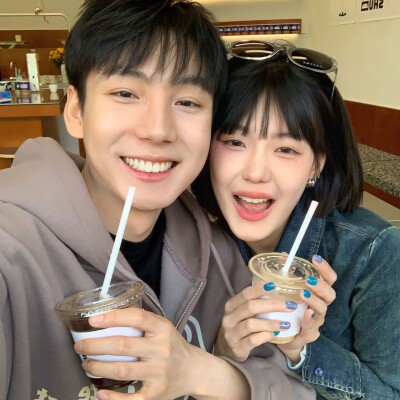 小王子永远爱玫瑰花