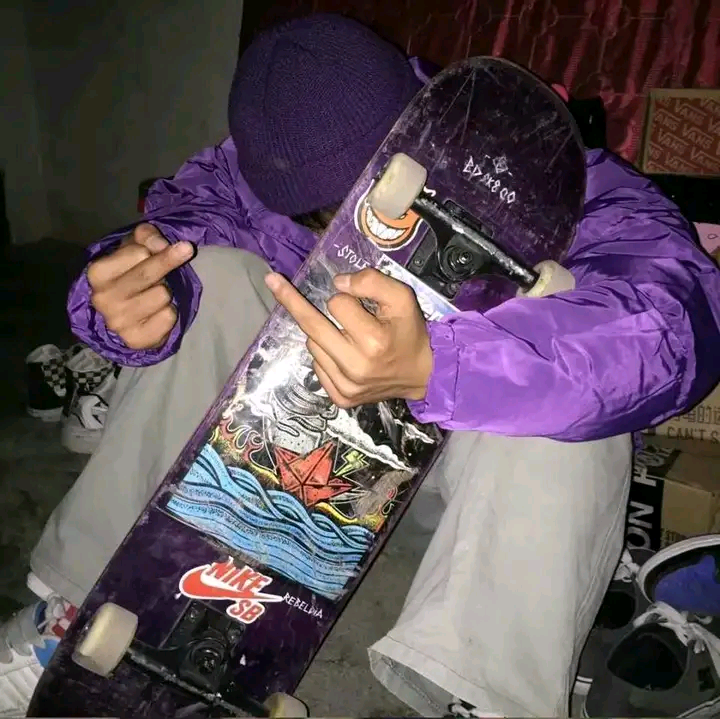 拿收藏专辑单图，关注崩拜庭