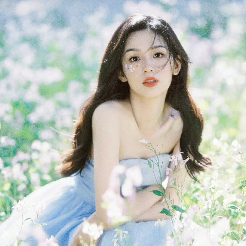 周也 の 头像 08logo侵删.