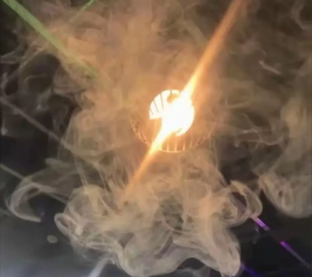 拿收藏专辑单图，关注崩拜庭