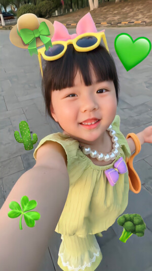 自截自修丸子妹壁纸