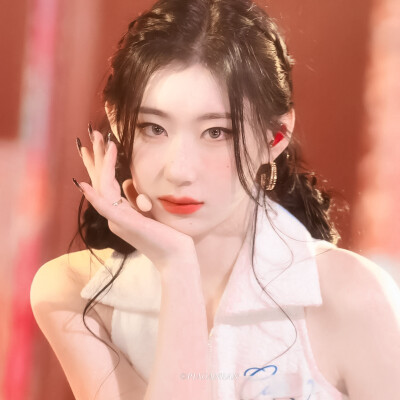 李彩领