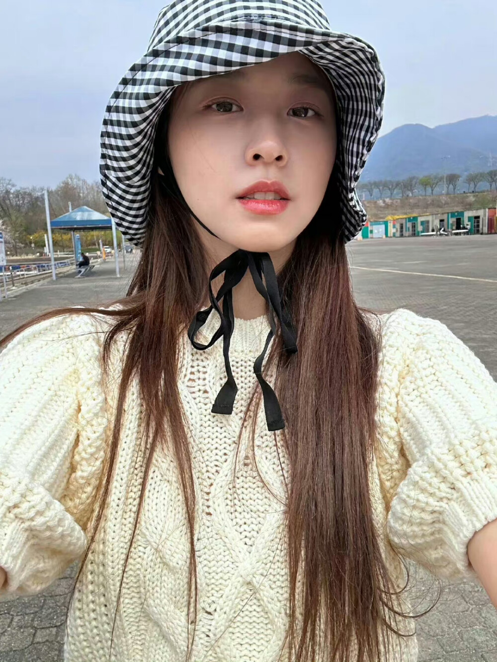 金雪炫 seolhyun 08logo侵删. - 堆糖,美图壁纸兴趣社区