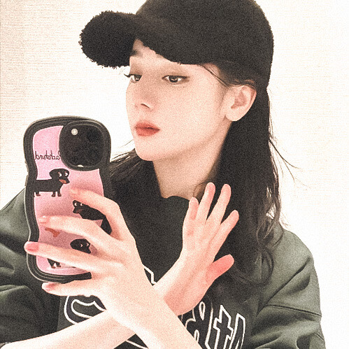 迪丽热巴
[头像图源微博]