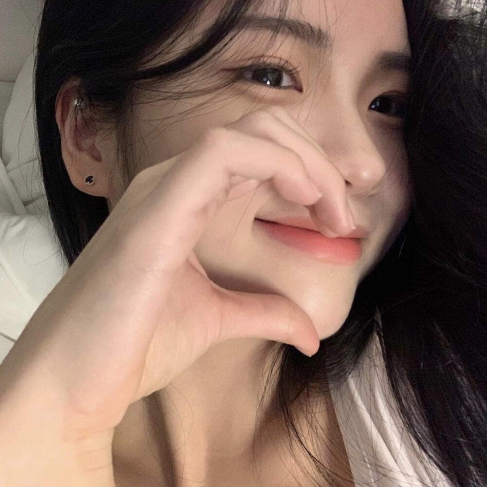 - ʸᵒᵘ ᶜᵃⁿ'ᵗ ᵍⁱᵛᵉ ⁱⁿ ᵗᵒ ˡⁱᶠᵉ ʷⁱᵗʰᵒᵘᵗ ᵗʳʸⁱⁿᵍ. -
总不能还没努力就向生活妥协吧