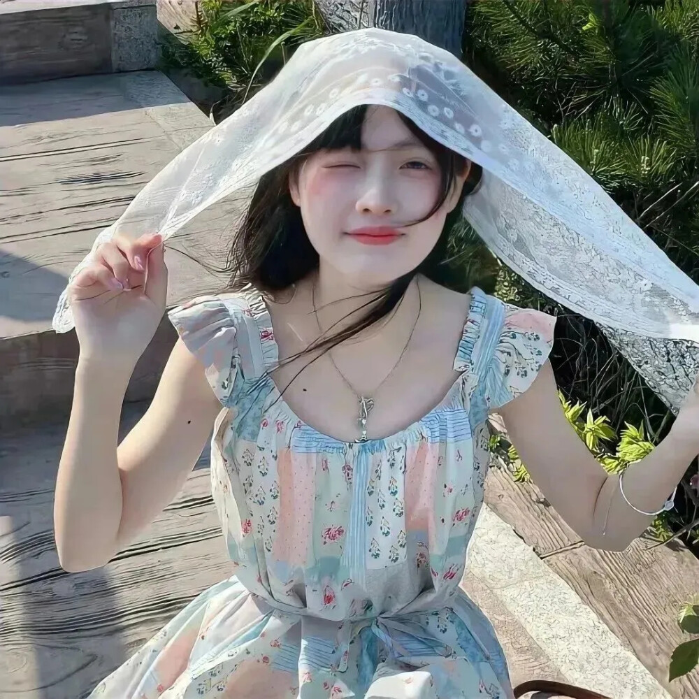 女头