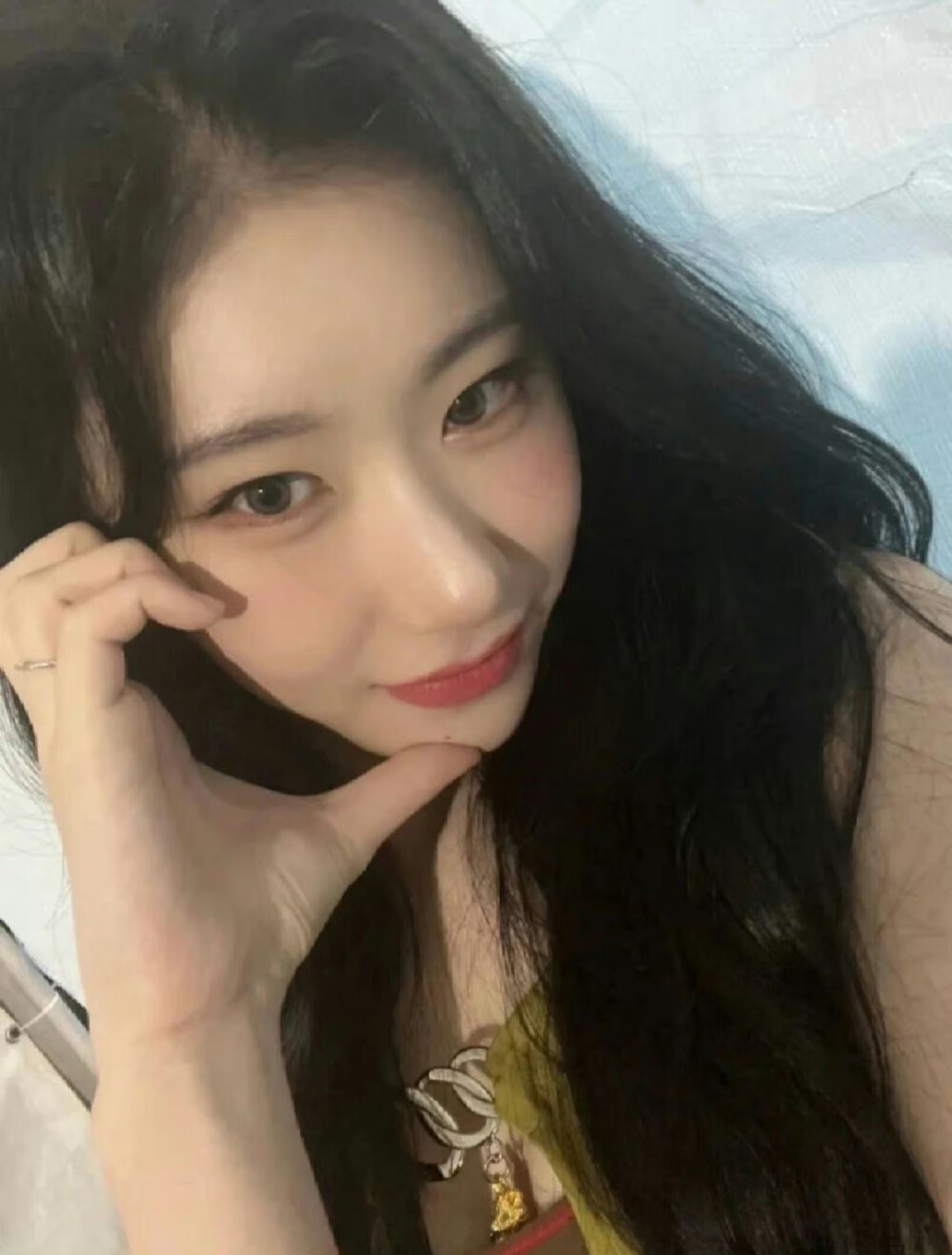 李彩领 chaeryong
©Logo侵删.