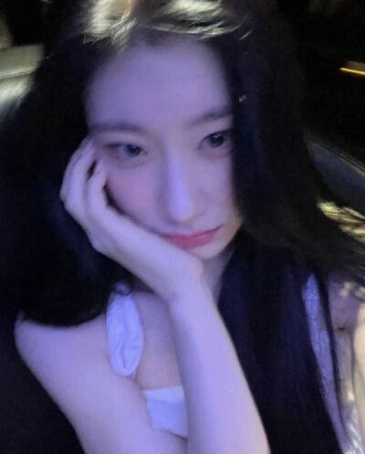 李彩领 chaeryong
©Logo侵删.