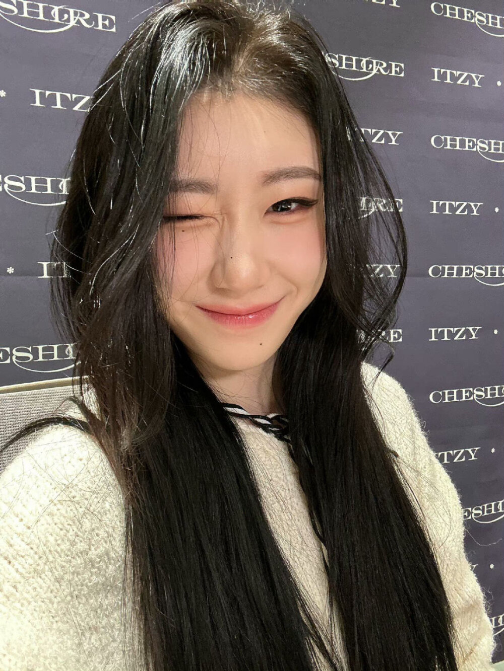 李彩领 chaeryong
©Logo侵删.