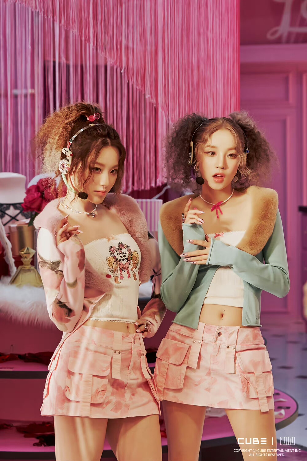 歌曲：Queencard
歌手：GIDLE女娃