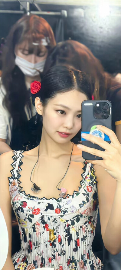 Jennie壁纸