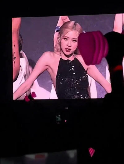  Rosé_朴彩英