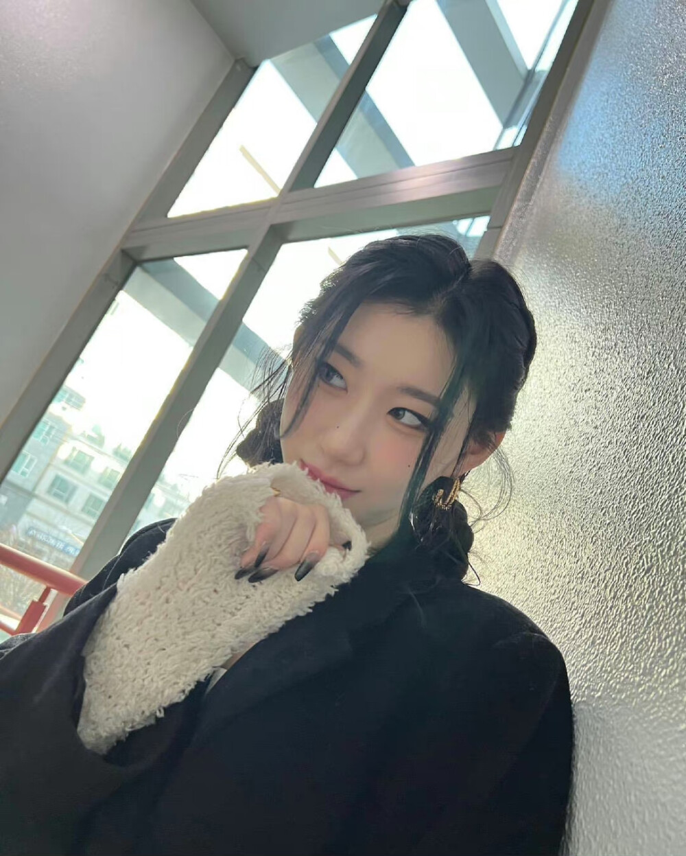 李彩领 chaeryong
©Logo侵删.