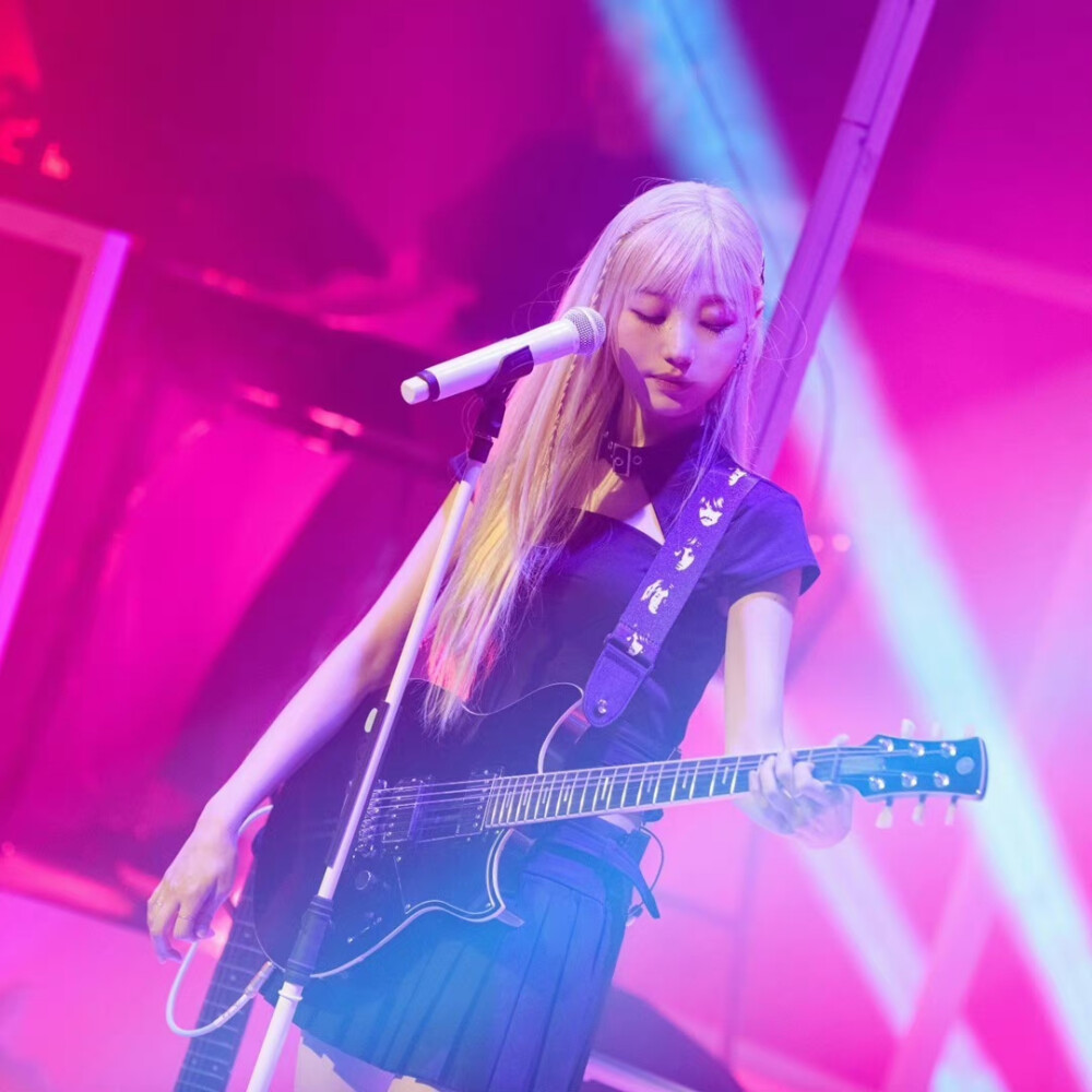 柳洙正 Sujeong
©Logo侵删.