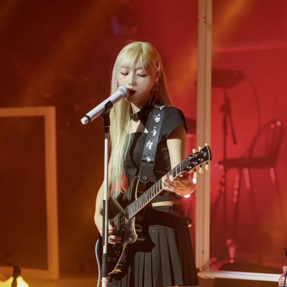 柳洙正 Sujeong
©Logo侵删.