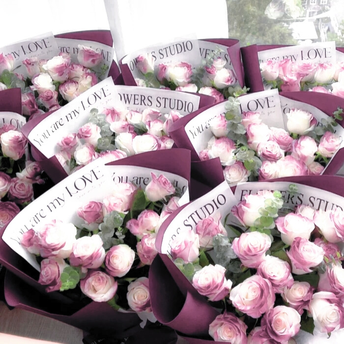 爱是突然降临的