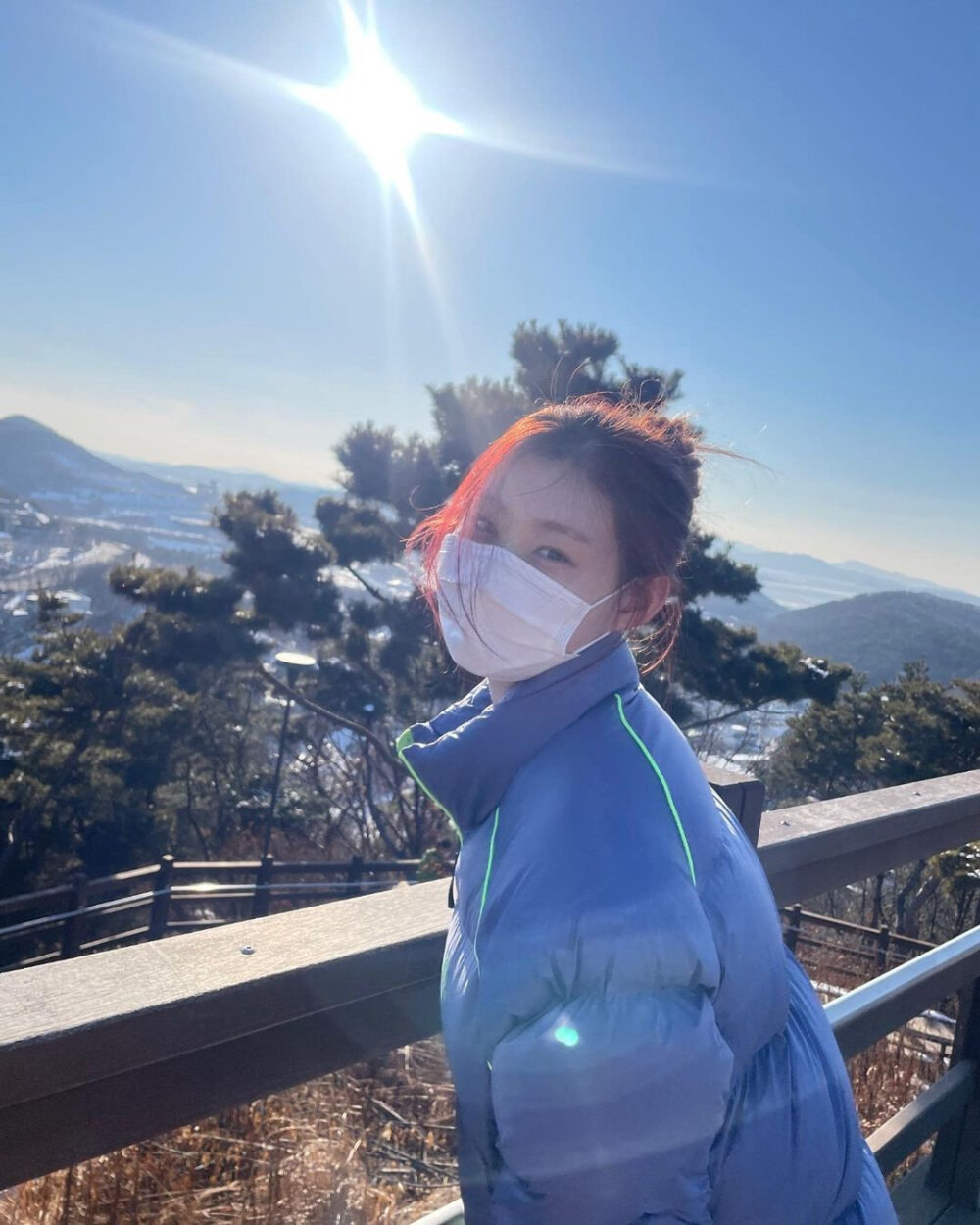 李彩领 chaeryong
©Logo侵删.