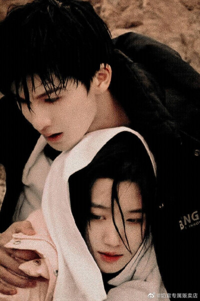 全世界都在等你们分手—朱正廷，卢昱晓