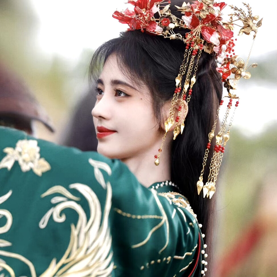 鞠婧祎 花戎