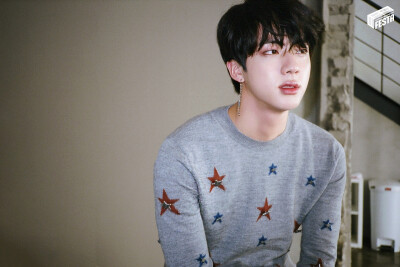 金硕珍
230611 Weverse
[2023BTSFESTA]
BTS EXHIBITION '今, 日' FILM CAMERA Photo (B side ver.)