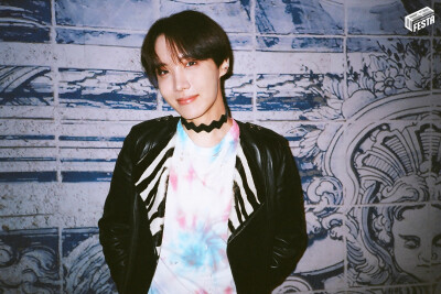 郑号锡
230611 Weverse
[2023BTSFESTA]
BTS EXHIBITION '今, 日' FILM CAMERA Photo (B side ver.)