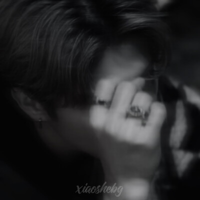 韩知城 HAN
-じゃ、私の頭を切ってみましょう。-
禁二改 转载标明出处dt.小蛇饼干