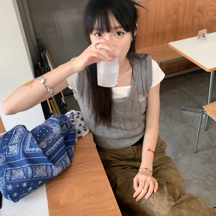 女头