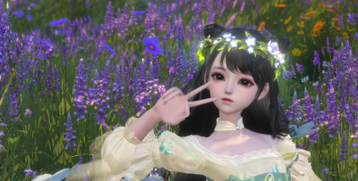 水凝墨，花渐隐