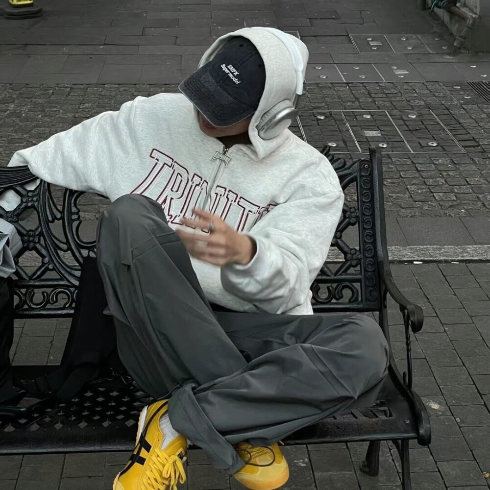 真人男生头像高清男头素质拿图