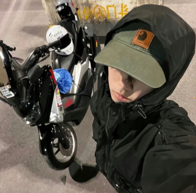 真人男生头像 ｜ 高清男头 ｜ 素质拿图