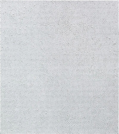 草间弥生《Untitled (Nets)》，布面油画，130.8×116.5cm，1959年，2022年成交价：1049.6万美元