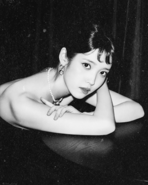 IU   ｜  李知恩

©Pink_MyEun