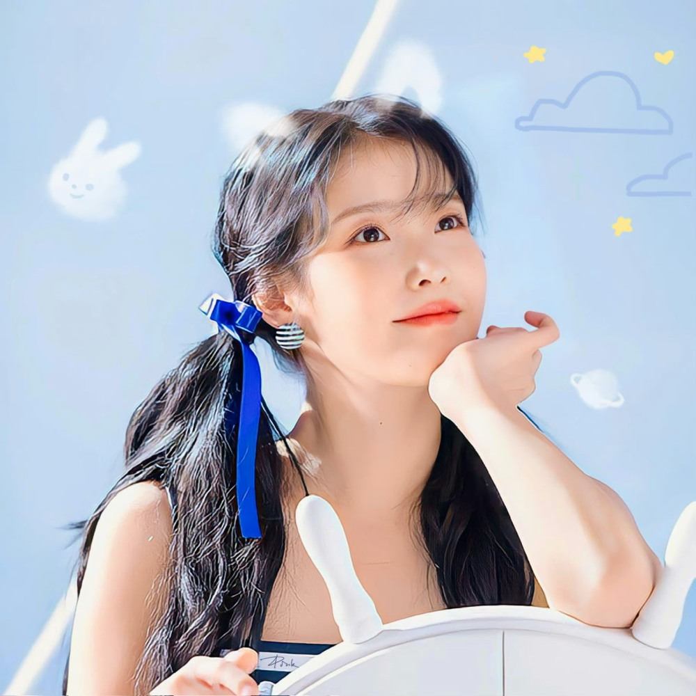 IU ｜ 李知恩
©Pink_MyEun