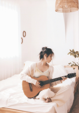 IU   ｜  李知恩

©Pink_MyEun