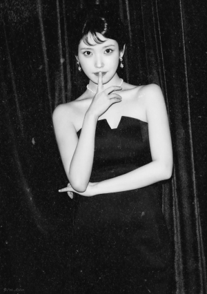 IU   ｜  李知恩

©Pink_MyEun