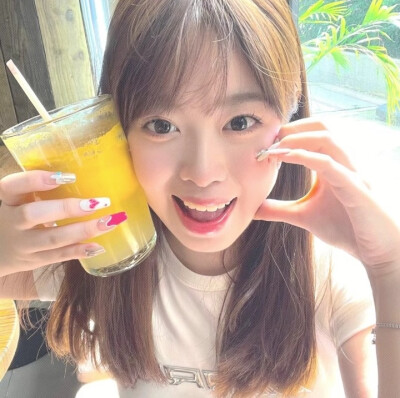 ᜊ(꒪ˊ꒳ˋ꒪)ᜊ 呆呆k