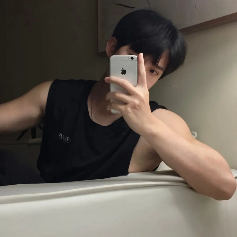 【男头像杂烩】男生头像#遮挡#宠物#唯美韩国#小清新#伤感#帅气#高清#暖男#欧美#霸气ᵎ鲜肉#By沐晴