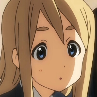 mugi，琴吹䌷