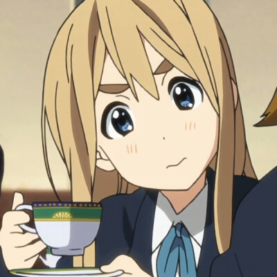 mugi，琴吹䌷