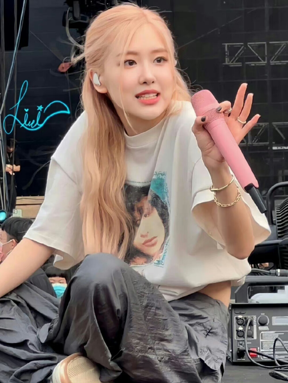 ROSÉ