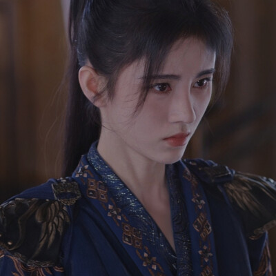 可二改鞠婧祎
cr.槐茶