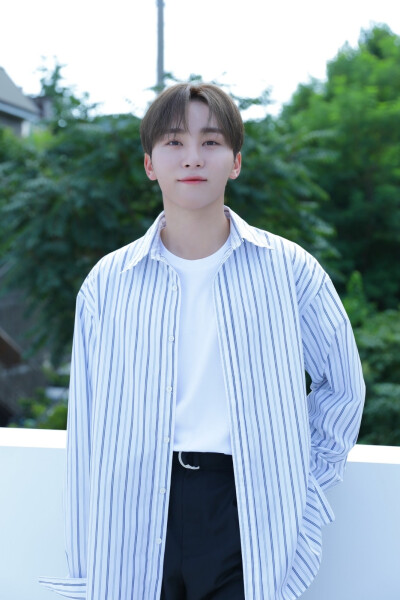 夫胜宽（SEUNGKWAN）
❣️ⓈⒺⓋⒺⓃⓉⒺⒺⓃ❣️