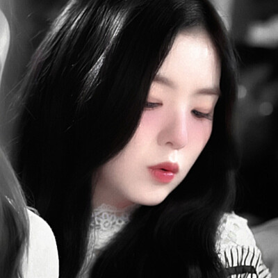 It symbolizes that all good things are Irene.《拍立得》